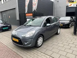 Grijs, metallic lak Gebruikt 2011 Citroën C3 Dynamique Hatchback | € 2.999 (Eerlijke prijs)