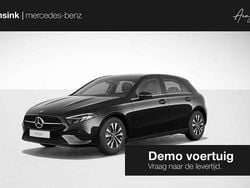 Zwart Gebruikt 2025 Mercedes A180 Edition Hatchback | € 34.850 (Eerlijke prijs)
