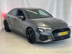 Grijs Gebruikt 2023 Audi A3 Sedan | € 33.500 (Iets duurder)