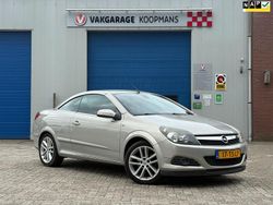 Grijs Gebruikt 2007 Opel Astra Cabriolet Cosmo Cabriolet | € 4.750 (Eerlijke prijs)