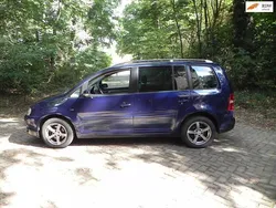 Blauw Gebruikt 2006 VW Touran Highline MPV | € 3.250 (Duur)