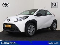 Wit Gebruikt 2025 Toyota Aygo X Play SUV | € 17.800