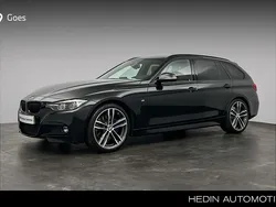 Zwart Gebruikt 2019 BMW 320 M Sport Stationwagen | € 29.880 (Iets duurder)