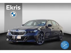 Carbon black metallic (zwart metallic) Gebruikt 2025 BMW i5 Comfort Edition Sedan | € 88.048