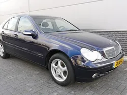 Blauw Gebruikt 2003 Mercedes C180 Sedan | € 1.850 (Goede deal)