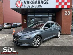 Grijs Gebruikt 2018 Skoda Superb Business Line Stationwagen | € 21.945 (Eerlijke prijs)
