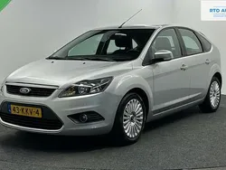 Grijs Gebruikt 2010 Ford Focus Limited Hatchback | € 3.250 (Eerlijke prijs)
