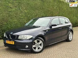 Blauw Gebruikt 2006 BMW 116 Hatchback | € 5.000 (Eerlijke prijs)