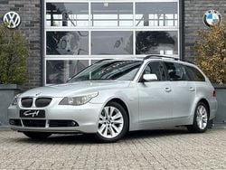 Grijs Gebruikt 2004 BMW 545 Comfort Edition Stationwagen | € 9.999