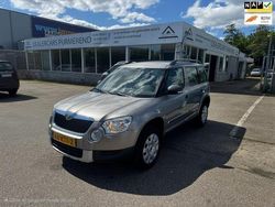 Beige, metallic lak Gebruikt 2010 Skoda Yeti Active SUV | € 4.950 (Eerlijke prijs)