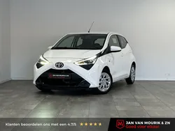 Wit Gebruikt 2022 Toyota Aygo X-play Hatchback | € 12.485 (Goede deal)