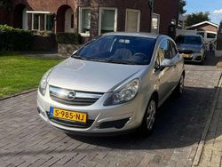 Grijs Gebruikt 2010 Opel Corsa Edition Hatchback | € 3.250 (Eerlijke prijs)