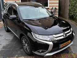 Zwart Gebruikt 2017 Mitsubishi Outlander Instyle SUV | € 17.990 (Iets duurder)