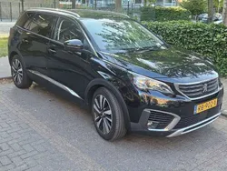 Zwart Gebruikt 2018 Peugeot 5008 Allure MPV | € 11.500