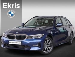 Blauw Gebruikt 2021 BMW 320e Comfort Edition Stationwagen | € 31.900 (Goede deal)