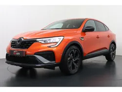 Oranje Gebruikt 2023 Renault Arkana Engineered SUV | € 27.950 (Eerlijke prijs)