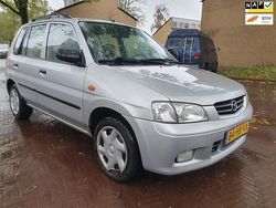 Grijs Gebruikt 2001 Mazda Demio Hatchback | € 2.249