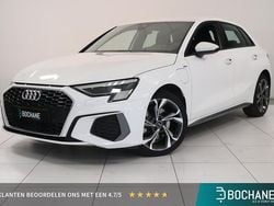 Wit Gebruikt 2022 Audi A3 Sportback e-tron Performance Hatchback | € 25.035 (Eerlijke prijs)