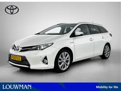 Wit Gebruikt 2013 Toyota Auris Hybrid Stationwagen | € 14.950 (Eerlijke prijs)