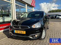 Zwart Gebruikt 2018 Mitsubishi Space Star Hatchback | € 9.449 (Eerlijke prijs)