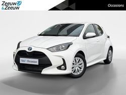 Wit Gebruikt 2022 Toyota Yaris Hybrid Comfort Hatchback | € 17.500 (Goede deal)