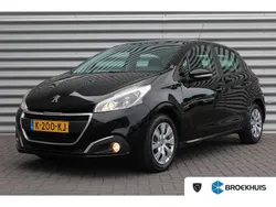 Zwart Gebruikt 2018 Peugeot 208 Active Hatchback | € 8.900 (Iets duurder)