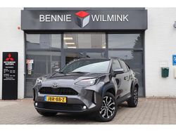 Grijs Gebruikt 2025 Toyota Yaris Cross SUV | € 30.900 (Eerlijke prijs)