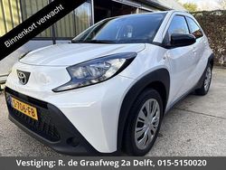 Wit Gebruikt 2023 Toyota Aygo X Play SUV | € 15.400