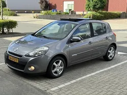 Grijs Gebruikt 2011 Renault Clio II Night&Day Hatchback | € 4.000 (Duur)