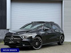 Zwart Gebruikt 2022 Mercedes A250 Business Hatchback | € 32.880 (Eerlijke prijs)