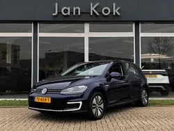 Blauw Gebruikt 2018 VW e-Golf Hatchback | € 13.895 (Eerlijke prijs)