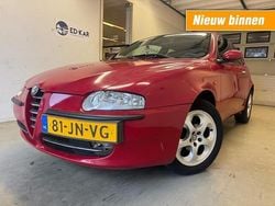 Rood Gebruikt 2002 Alfa Romeo 147 Distinctive Hatchback | € 1.195 (Goede deal)
