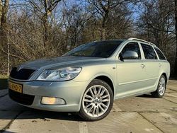 Groen Gebruikt 2011 Skoda Octavia LAURIN & KLEMENT Stationwagen | € 5.499 (Goede deal)