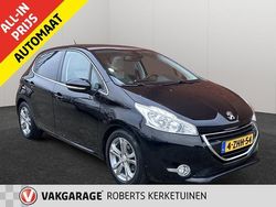 Zwart Gebruikt 2015 Peugeot 208 Roland Garros Hatchback | € 11.990 (Iets duurder)