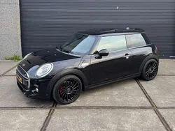 Zwart Gebruikt 2014 Mini Cooper Chili Hatchback | € 14.950 (Goede deal)