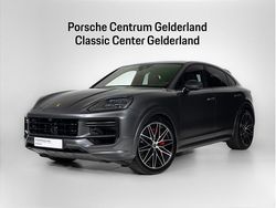 Grijs Gebruikt 2024 Porsche Cayenne Turbo E-Hybrid SUV | € 184.900 (Duur)