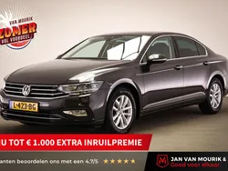 Grijs Gebruikt 2019 VW Passat Comfortline Sedan | € 23.695 (Eerlijke prijs)