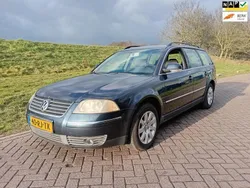 Blauw Gebruikt 2005 VW Passat Comfortline Stationwagen | € 1.950 (Eerlijke prijs)