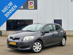 Grijs Gebruikt 2007 Toyota Auris Terra Hatchback | € 4.980 (Eerlijke prijs)