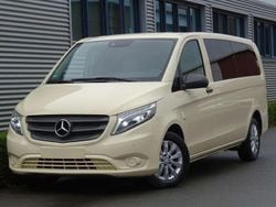 Beige Gebruikt 2017 Mercedes Vito Stationwagen | € 16.635