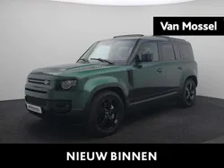 Groen Gebruikt 2021 Land Rover Defender First Edition SUV | € 69.940