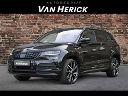 Zwart Gebruikt 2021 Skoda Karoq Business Line SUV | € 29.745 (Iets duurder)