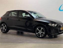 Zwart Gebruikt 2021 Audi A1 Sportback Basis Hatchback | € 17.750 (Super prijs)