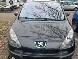 Zwart Gebruikt 2006 Peugeot 1007 MPV | € 2.450
