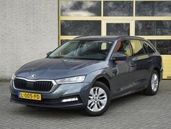 Grijs Gebruikt 2021 Skoda Octavia Business Line Stationwagen | € 16.950 (Eerlijke prijs)