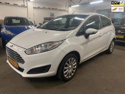 Wit Gebruikt 2015 Ford Fiesta Style Hatchback | € 5.950 (Eerlijke prijs)