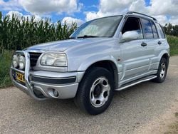 Grijs Gebruikt 2003 Suzuki Grand Vitara SUV | € 4.750 (Super prijs)
