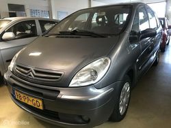 Grijs Gebruikt 2004 Citroën Xsara Picasso MPV | € 1.450 (Eerlijke prijs)