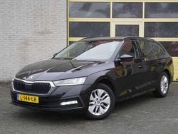 Zwart Gebruikt 2021 Skoda Octavia Business Line Stationwagen | € 15.950 (Goede deal)