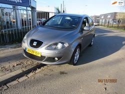Grijs (metallic) Gebruikt 2008 Seat Altea XL Sport MPV | € 2.250 (Goede deal)
